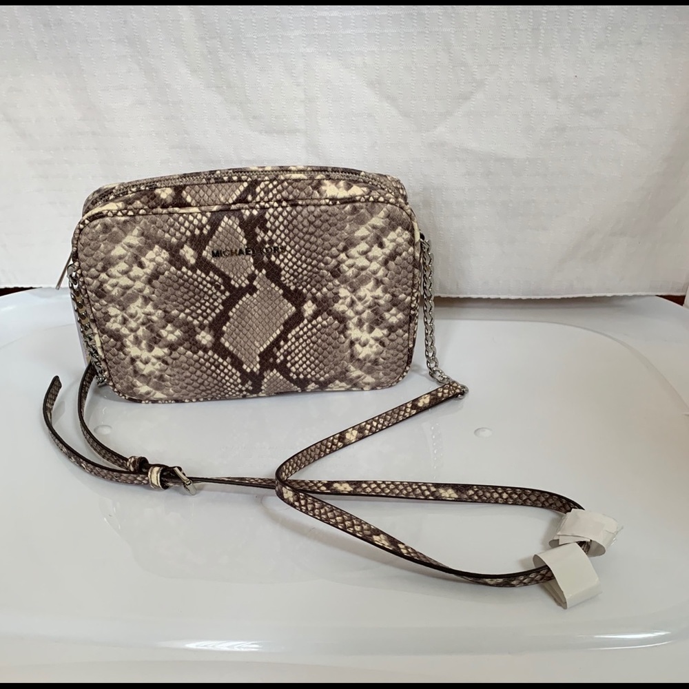 MIchael Kors crossbody NWT - Picture 5 of 8